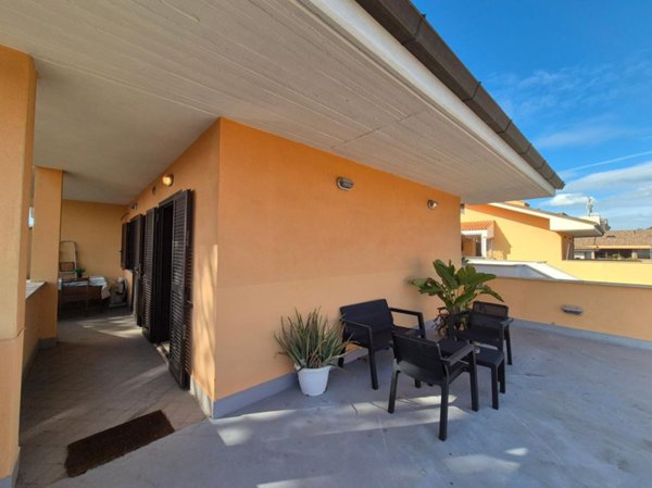 appartamento in vendita a Fiumicino in zona Isola Sacra