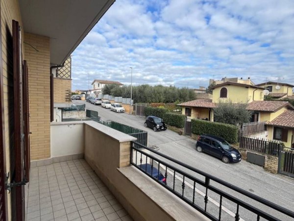 appartamento in vendita a Fiumicino in zona Aranova