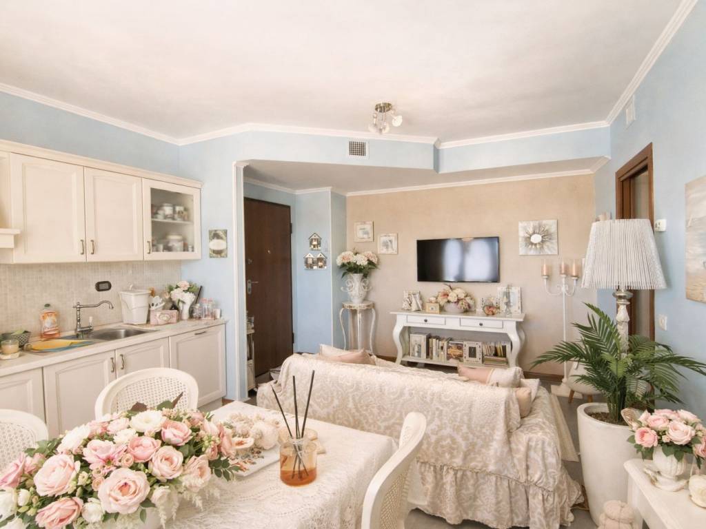 appartamento in vendita a Fiumicino in zona Aranova