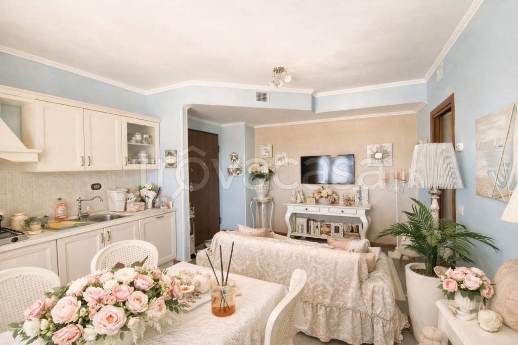 appartamento in vendita a Fiumicino in zona Aranova