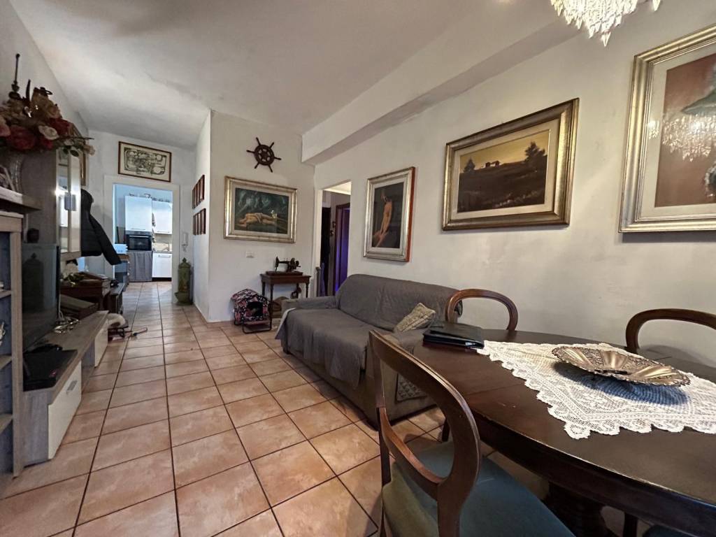 appartamento in vendita a Fiumicino in zona Isola Sacra
