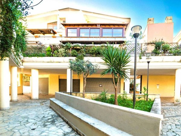 appartamento in vendita a Fiumicino in zona Fregene