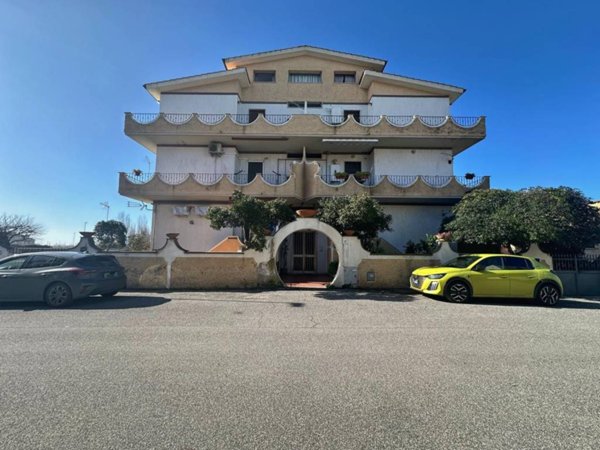 appartamento in vendita a Fiumicino in zona Fregene