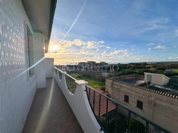 appartamento in vendita a Fiumicino in zona Fregene