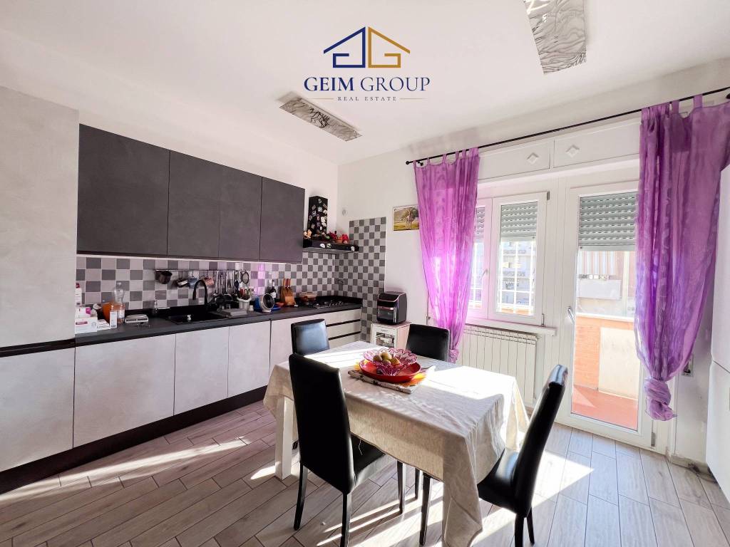 appartamento in vendita a Fiumicino in zona Isola Sacra