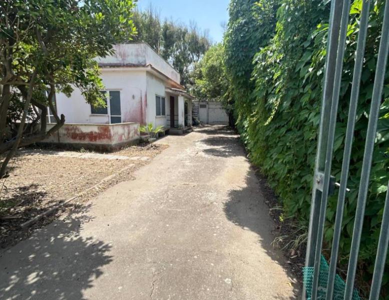 casa indipendente in vendita a Fiumicino in zona Focene