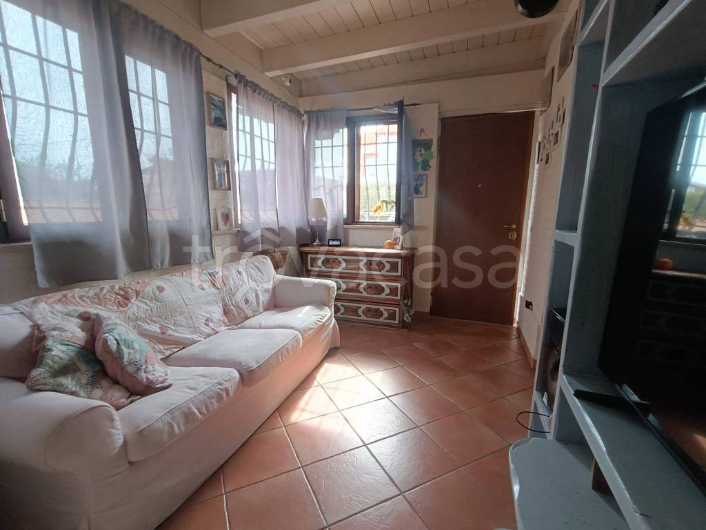 appartamento in vendita a Fiumicino in zona Isola Sacra