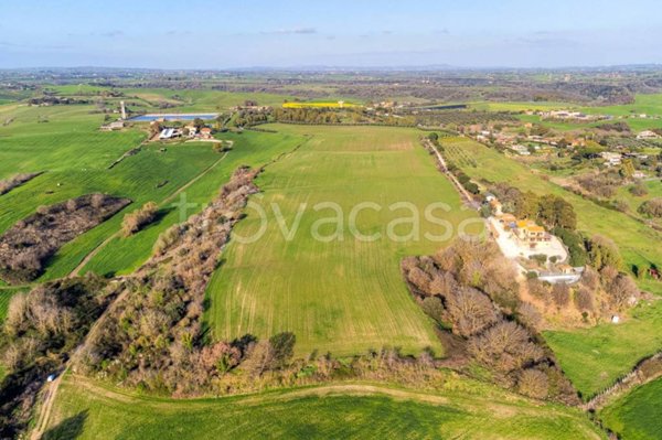 terreno agricolo in vendita a Fiumicino in zona Tragliata