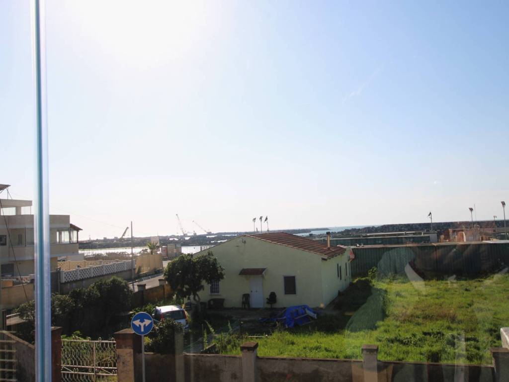 appartamento in vendita a Fiumicino in zona Focene