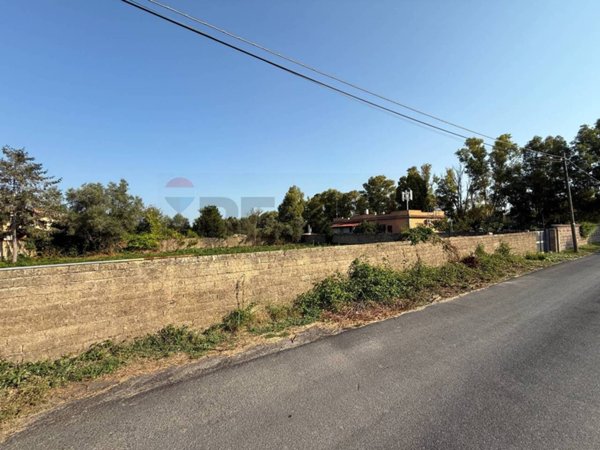 terreno agricolo in vendita a Fiumicino in zona Isola Sacra