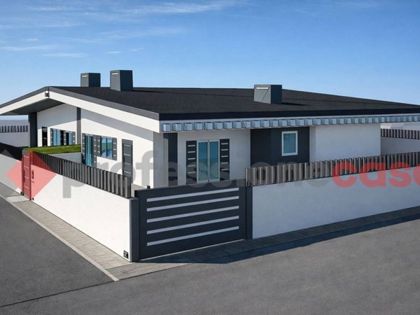 casa indipendente in vendita a Fiumicino in zona Focene