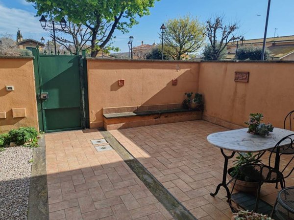 appartamento in vendita a Fiumicino in zona Passo Oscuro