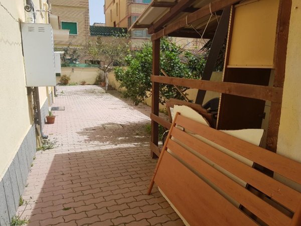 appartamento in vendita a Fiumicino in zona Isola Sacra