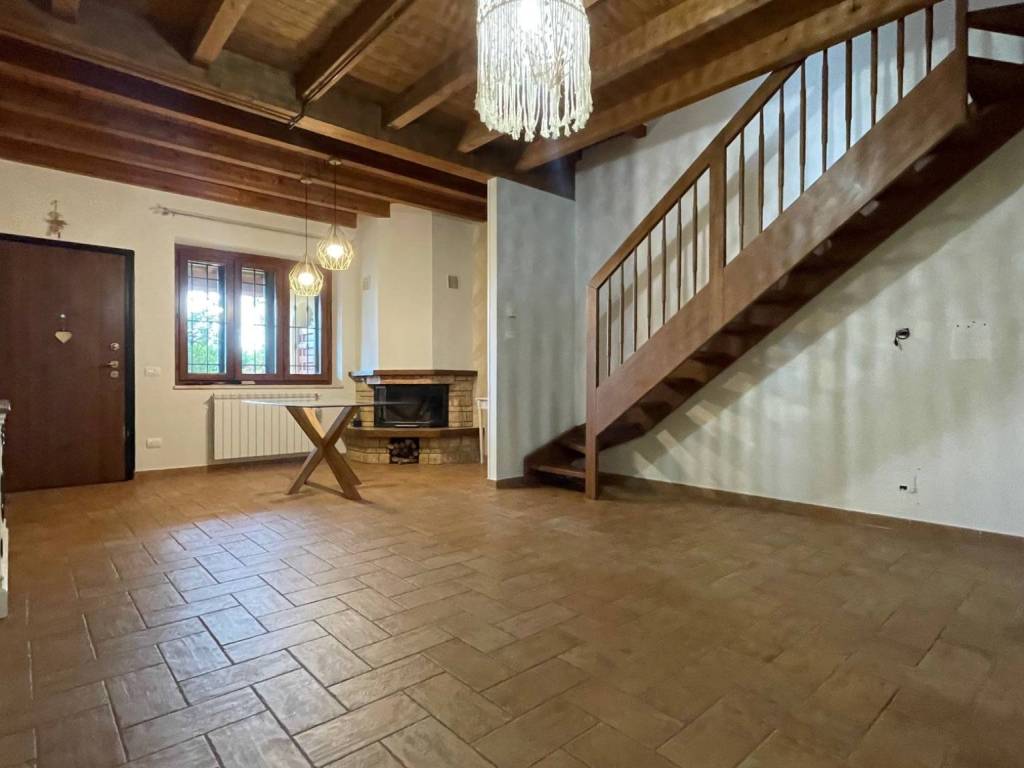 appartamento in vendita a Fiumicino in zona Aranova