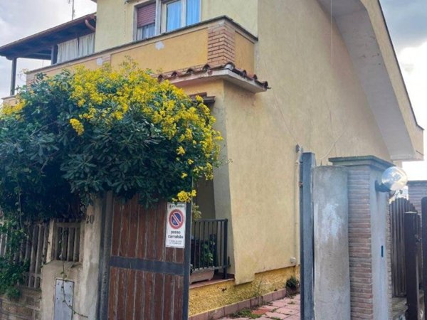 appartamento in vendita a Fiumicino in zona Passo Oscuro