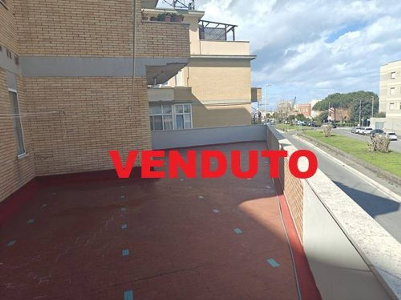 appartamento in vendita a Fiumicino in zona Isola Sacra