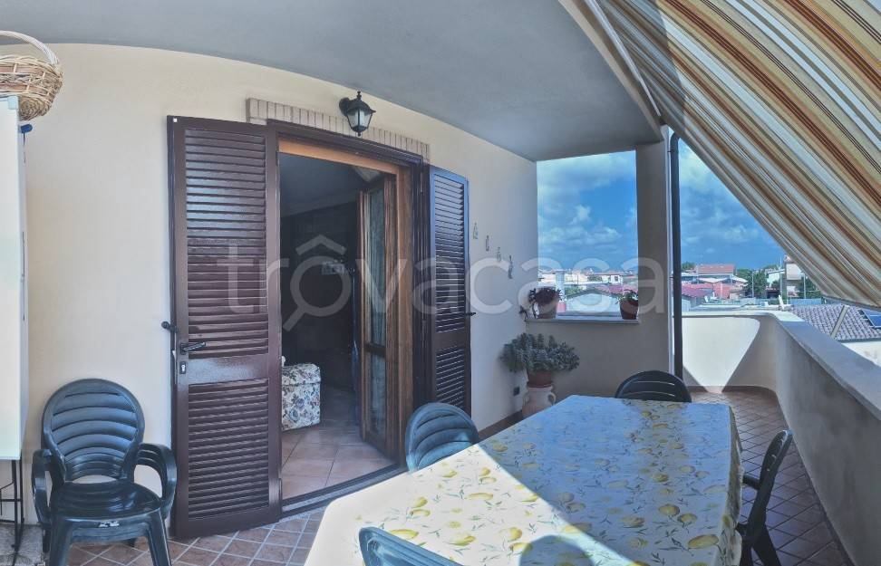 appartamento in vendita a Fiumicino in zona Isola Sacra