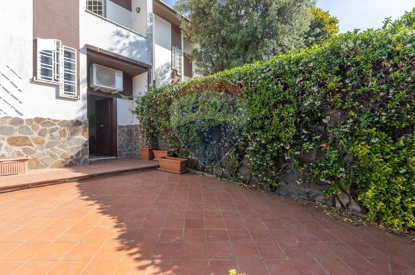 casa indipendente in vendita a Fiumicino in zona Fregene
