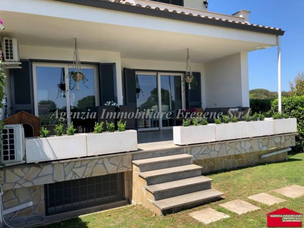casa indipendente in vendita a Fiumicino in zona Fregene