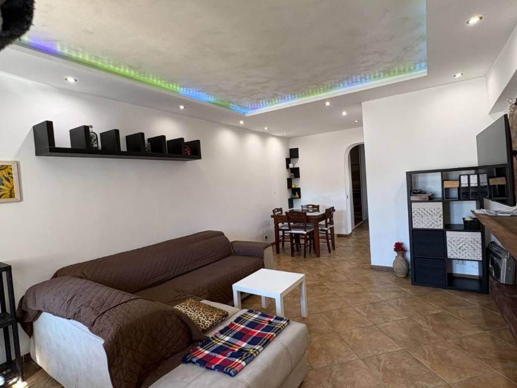 appartamento in vendita a Fiumicino in zona Focene