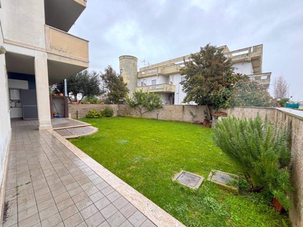 appartamento in vendita a Fiumicino in zona Maccarese