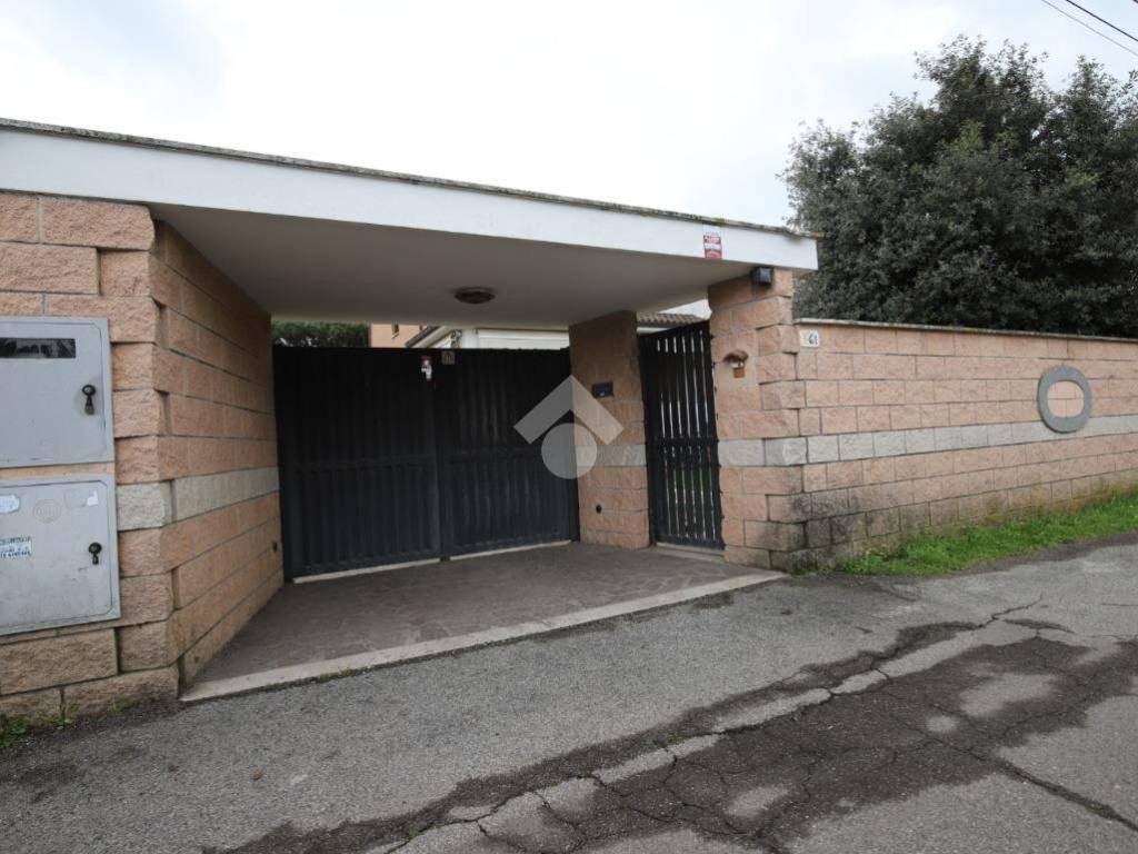 casa indipendente in vendita a Fiumicino in zona Isola Sacra