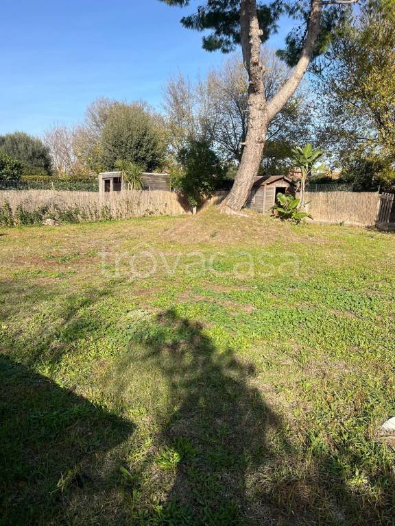 casa indipendente in vendita a Fiumicino in zona Maccarese