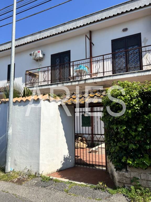 appartamento in vendita a Fiumicino in zona Isola Sacra