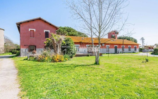 appartamento in vendita a Fiumicino in zona Maccarese