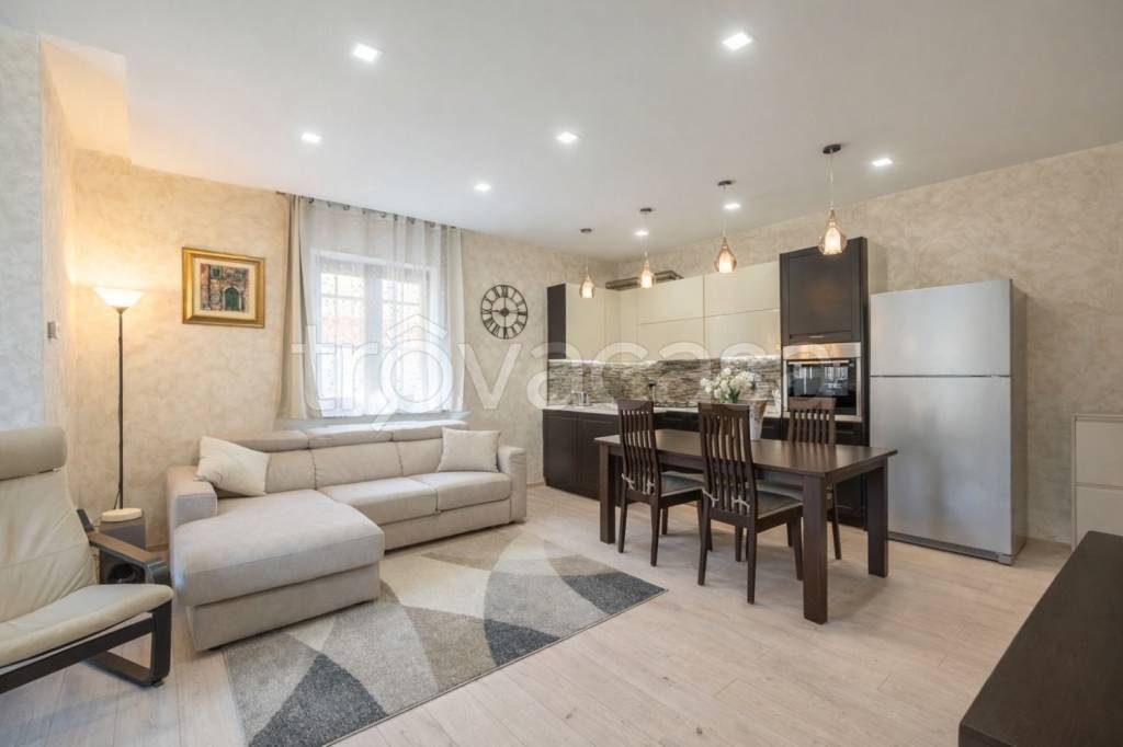 appartamento in vendita a Fiumicino in zona Isola Sacra