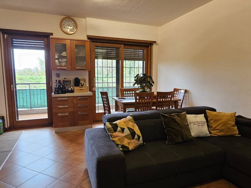 appartamento in vendita a Fiumicino in zona Palidoro