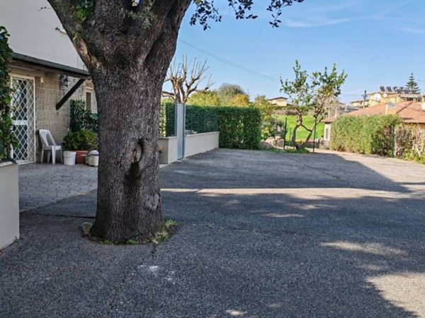 appartamento in vendita a Fiumicino in zona Aranova