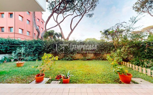 appartamento in vendita a Fiumicino in zona Maccarese