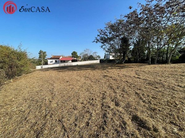 terreno edificabile in vendita a Fiumicino in zona Aranova