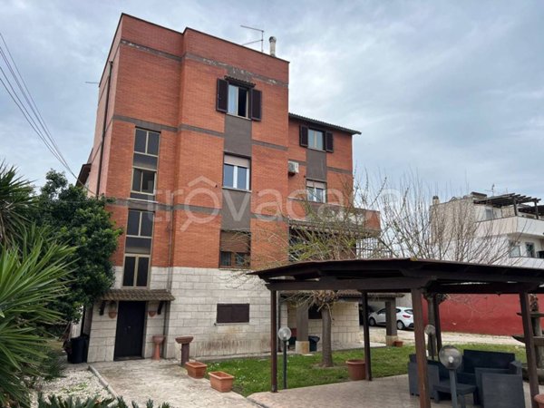 appartamento in vendita a Fiumicino in zona Focene