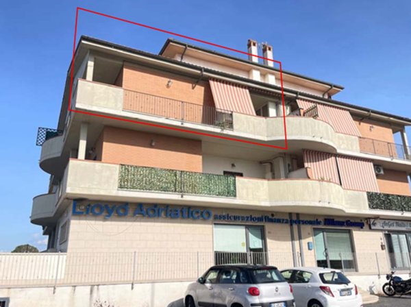 appartamento in vendita a Fiumicino in zona Isola Sacra