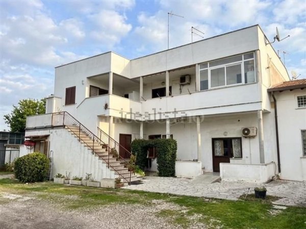 appartamento in vendita a Fiumicino in zona Maccarese