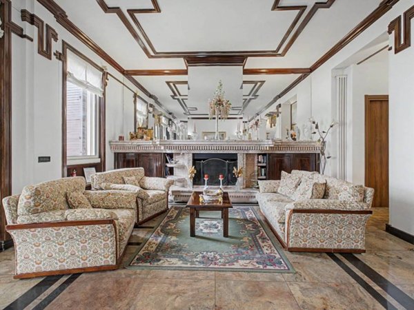 casa indipendente in vendita a Fiumicino