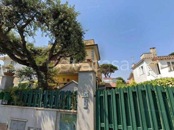 casa indipendente in vendita a Fiumicino in zona Fregene