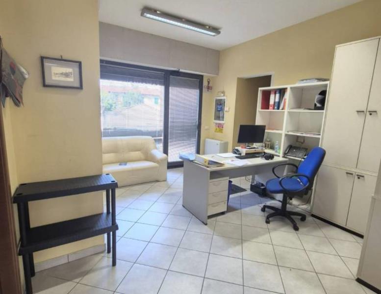 ufficio in vendita a Fiumicino