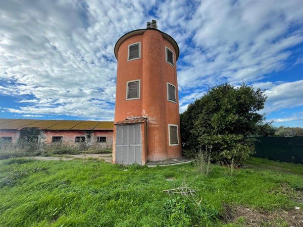 casa indipendente in vendita a Fiumicino in zona Maccarese
