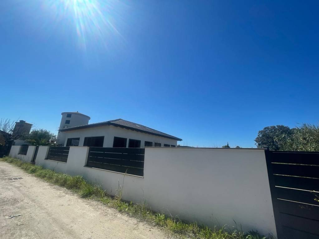 casa indipendente in vendita a Fiumicino in zona Fregene