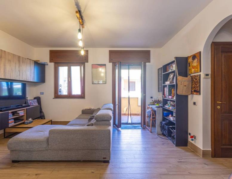 appartamento in vendita a Fiumicino in zona Isola Sacra