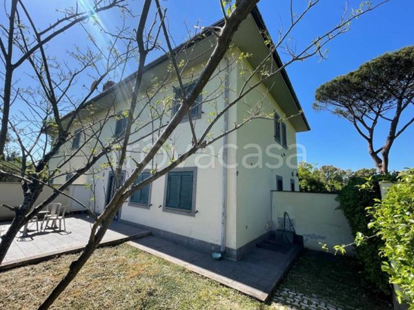 casa indipendente in vendita a Fiumicino in zona Maccarese