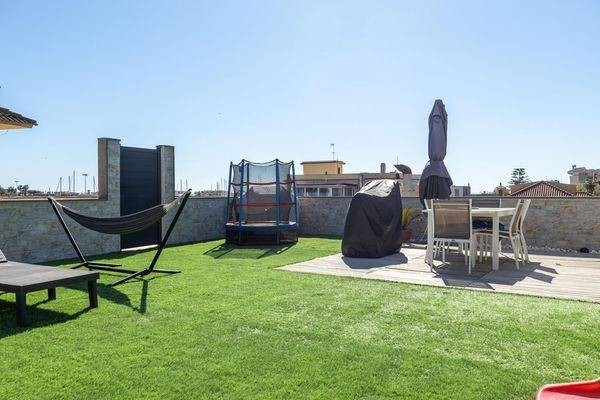 appartamento in vendita a Fiumicino in zona Focene