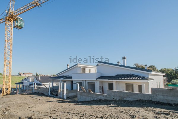 casa indipendente in vendita a Fiumicino in zona Aranova