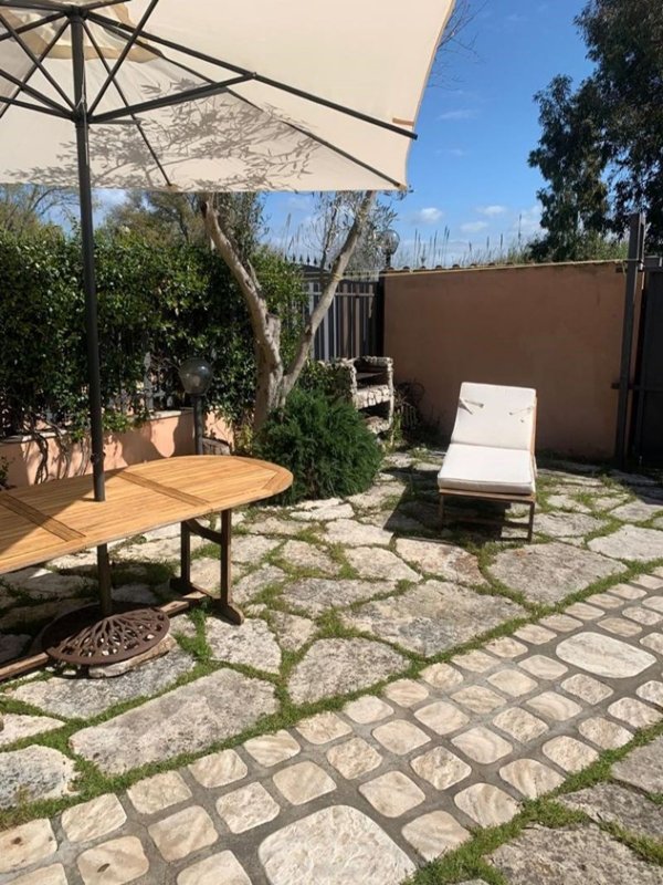 casa indipendente in vendita a Fiumicino in zona Fregene