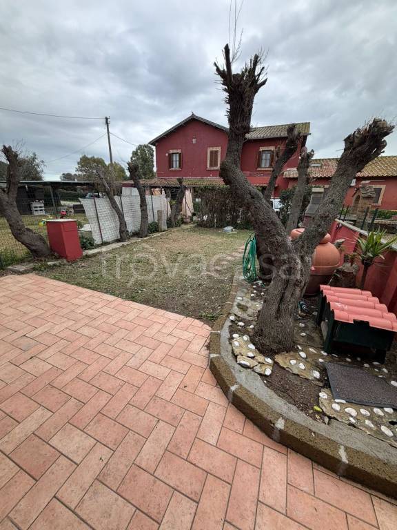 casa indipendente in vendita a Fiumicino in zona Maccarese