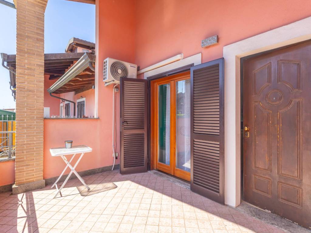 casa indipendente in vendita a Fiumicino in zona Focene