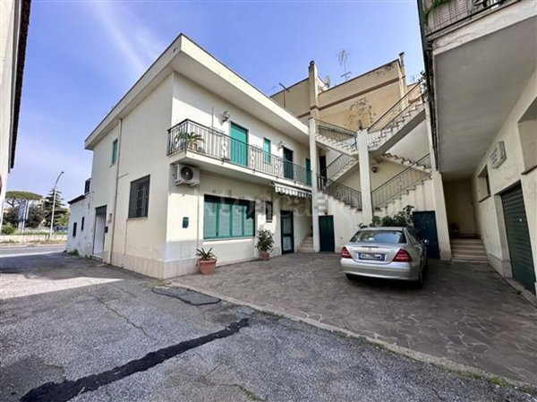 appartamento in vendita a Fiumicino in zona Torrimpietra
